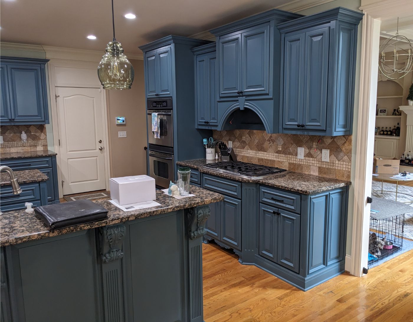 4 Ways To Update Your Kitchen Cabinets | Pro Finish Craftsmen