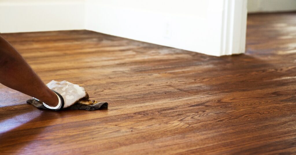 5 Reasons to Hire a Professional Wood Floor Refinishing Company