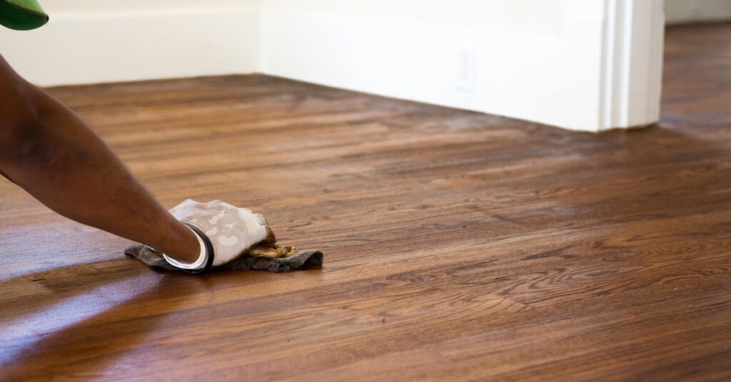What is Sandless Wood Floor Refinishing